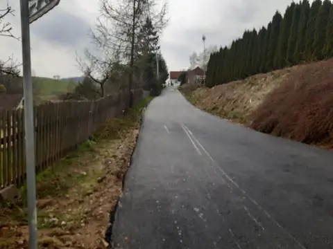 Rekonštrukcie ciest Za most, Na Paseku, Na kalváriu, Rožkov Potok, Zastávky autobusov,
                            Okolo ihriska