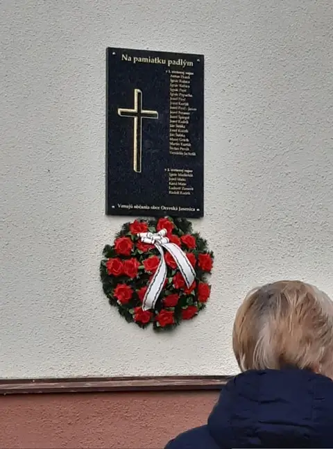 Obnova kultúrnych pamiatok v obci- kaplnka Gália, socha cintorín, kaplnka pri moste,
                            pamätná tabuľa padlých